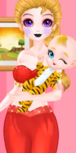 play Princess Family Halloween Costume Dress Up online